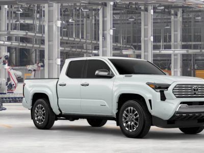 2026 Toyota Tacoma i-FORCE MAX - Photo 17