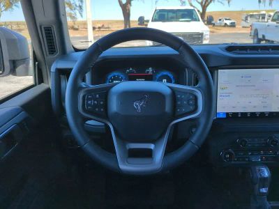 2025 Ford Bronco — photo 15 view