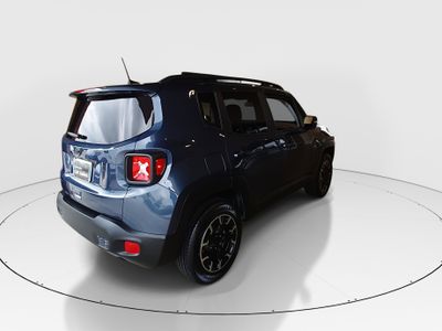 2023 Jeep Renegade - Photo 7