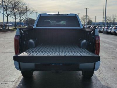 2026 Toyota Tundra — photo 17 view