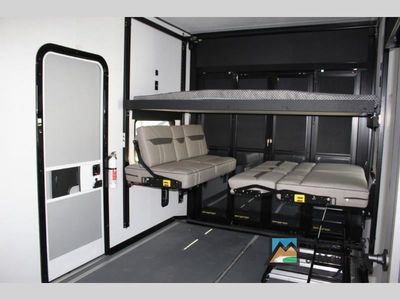 2025 Alliance RV Valor - Photo 14