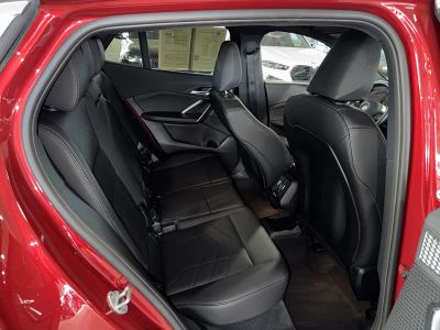 2025 BMW X2 — photo 12 view