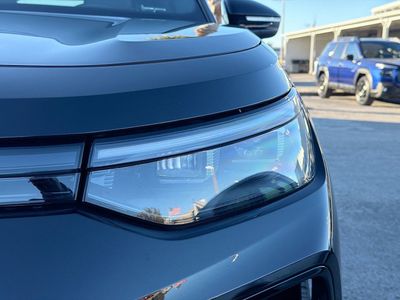2026 Volkswagen Tiguan — photo 9 view