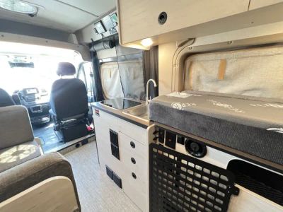 2027 Winnebago SOLIS POCKET — photo 8 view
