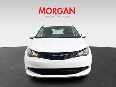 2022 Chrysler Voyager - Photo 2