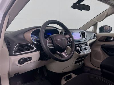 2022 Chrysler Voyager - Photo 8