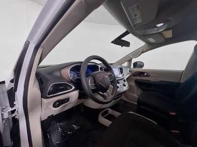 2022 Chrysler Voyager - Photo 16