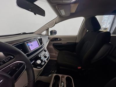 2022 Chrysler Voyager - Photo 18
