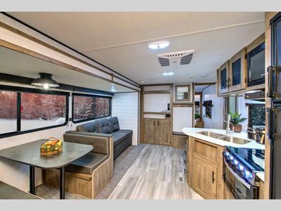 2022 Heartland Pioneer — interior view