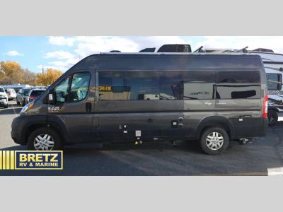 2022 Thor Motor Coach Tellaro — photo 7 view