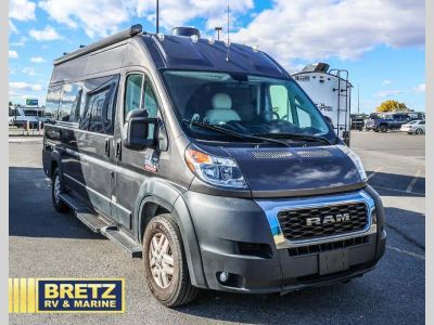2022 Thor Motor Coach Tellaro — front three-quarter view
