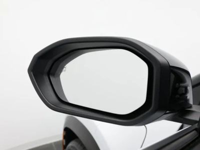 2023 Fisker Ocean — photo 14 view
