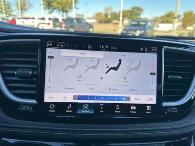 2026 Chrysler Pacifica - Photo 14