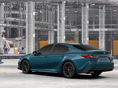 2026 Toyota Camry - Photo 8