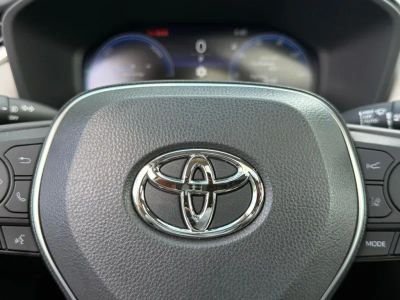 2025 Toyota RAV4 Hybrid - Photo 28