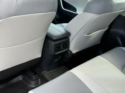 2025 Toyota RAV4 Hybrid - Photo 27