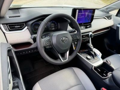 2025 Toyota RAV4 Hybrid - Photo 3