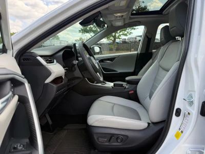 2025 Toyota RAV4 Hybrid - Photo 24