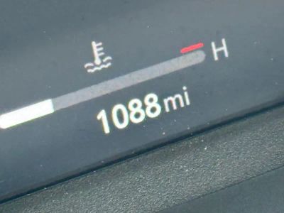 2025 Toyota RAV4 Hybrid - Photo 18