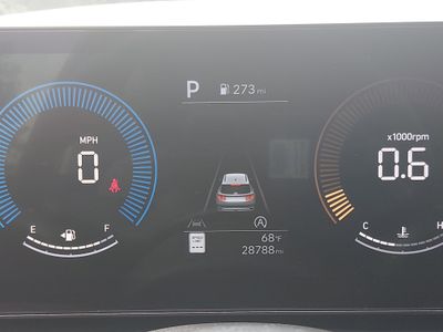 2025 Hyundai Tucson — photo 14 view