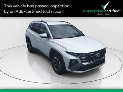 2025 Hyundai Tucson SEL FWD — front three-quarter view