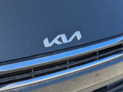 2025 Kia K4 — photo 11 view