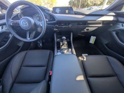 2026 Mazda Mazda3 Hatchback — photo 12 view