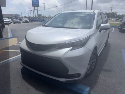2025 Toyota Sienna - Photo 3