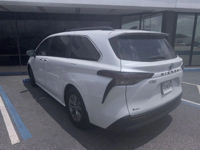 2025 Toyota Sienna - Photo 5