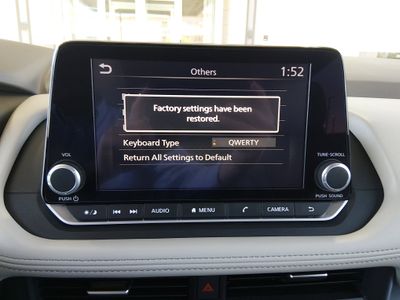 2025 Nissan Rogue - Photo 14