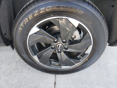 2025 Nissan Rogue - Photo 20