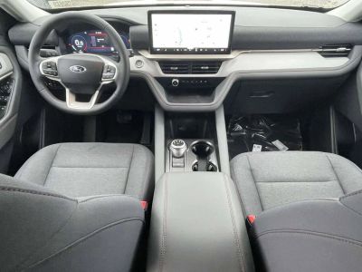 2026 Ford Explorer — photo 10 view
