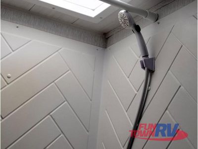 2024 Forest River RV Wildwood - Photo 37