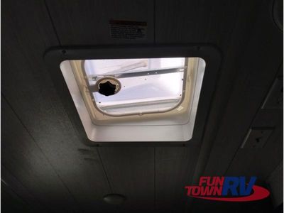 2024 Forest River RV Wildwood - Photo 45