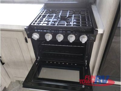 2024 Forest River RV Wildwood - Photo 19