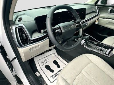 2026 Kia Sorento — photo 9 view