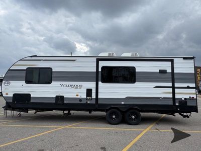 2025 Forest River RV Wildwood FSX - Photo 7