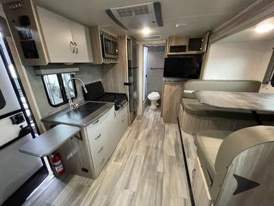 2022 Winnebago Industries Towables Micro Minnie FLX - Photo 12