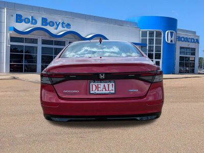 2026 Honda Accord Hybrid - Photo 4