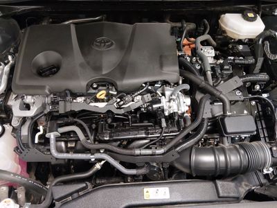 2025 Toyota Camry — photo 9 view
