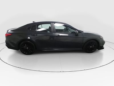 2025 Toyota Camry — photo 8 view