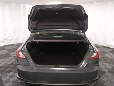 2025 Toyota Camry — photo 11 view
