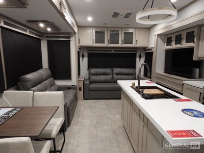 2025 Grand Design Solitude - Photo 5