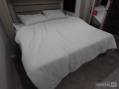 2025 Grand Design Solitude - Photo 9