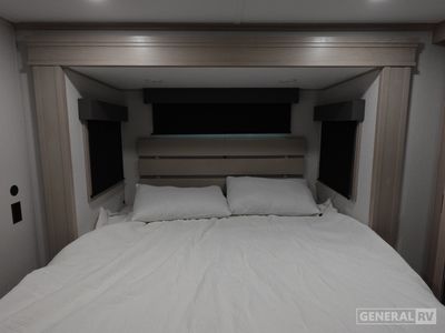 2025 Grand Design Solitude - Photo 8