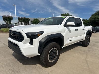 2024 Toyota Tacoma - Photo 1