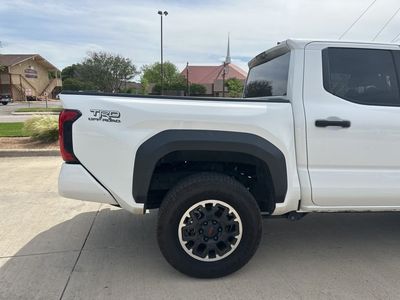 2024 Toyota Tacoma - Photo 5