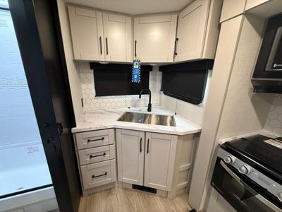 2026 Jayco Jay Feather - Photo 27