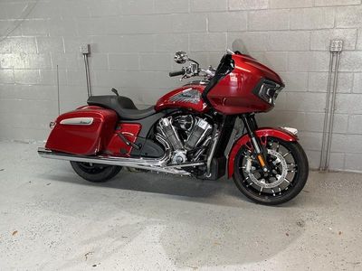 2025 Indian Motorcycle Challenger Limited 112 Sunset Red Metallic - Photo 12