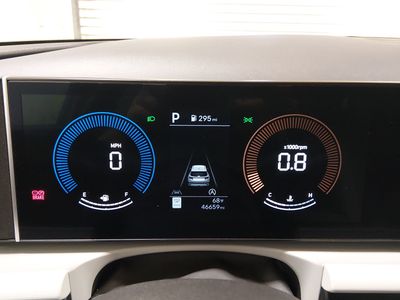 2025 Hyundai Tucson — photo 14 view